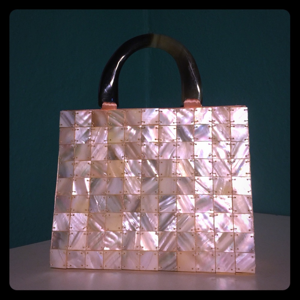 Mother of Pearl tiled mini bag 🐚👛